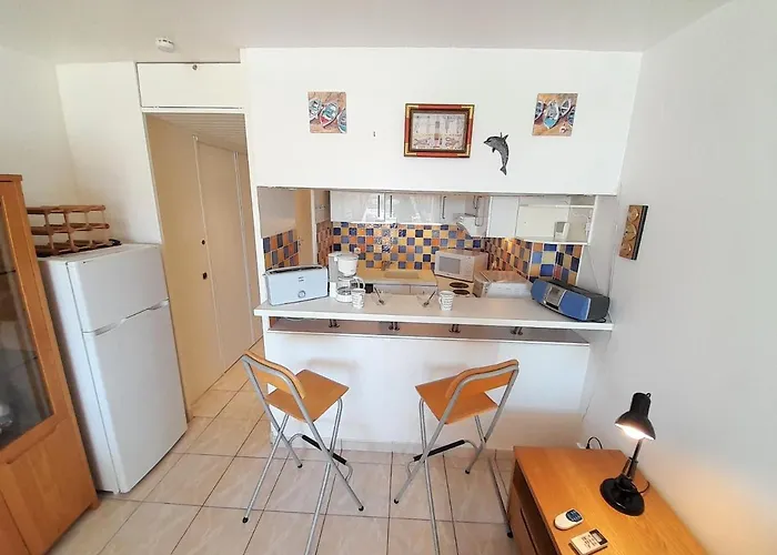 Apartment Village Naturiste Poeme